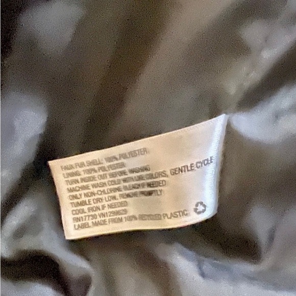 New Women’s Coat By Wild Fable. Size XS - Picture 11 of 12